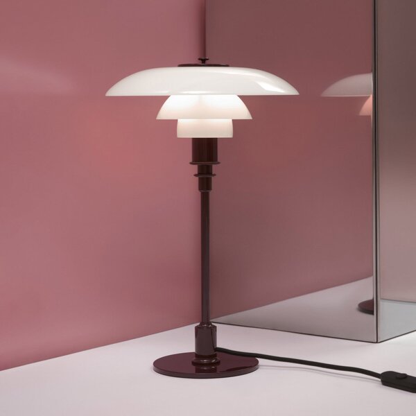 Louis Poulsen Lampa de masă PH 3/2, roșu-vin lucios, Ø 28 cm, Roșu, Camera de zi / sufragerie, Sticlă, Design