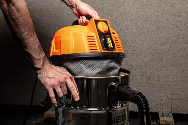 Aspirator industrial umed și uscat 1600 W, 35 l