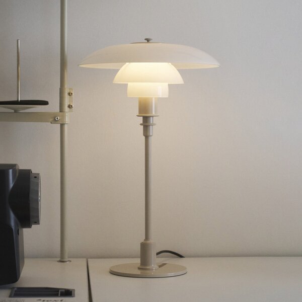 Louis Poulsen Lampa de masă PH 3/2, bej lucios, Ø 28 cm, Bej, Camera de zi / sufragerie, Sticlă, Design