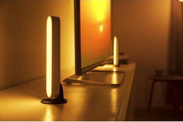 Philips Hue AMBIANCE LED 6W 230V lampă de birou RGB reglabilă albă