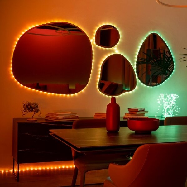 Bandă LED RGB dimabilă DOTS 60xLED 7m Wi-Fi Twinkly TWD060STP-B