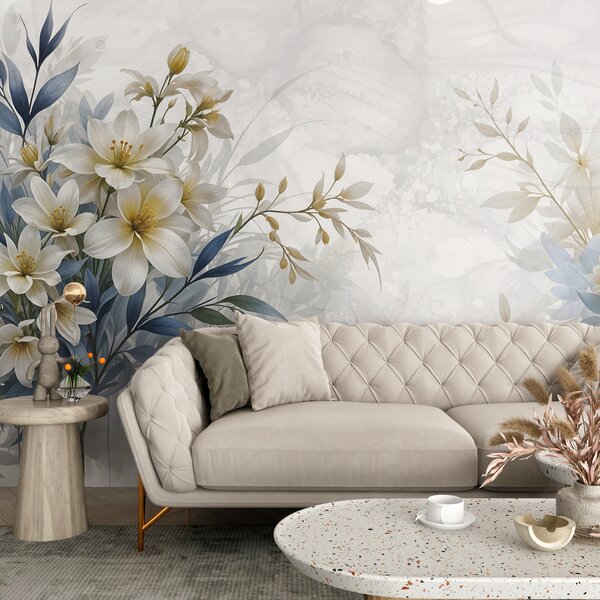 Tapet Buchet floral alb, bej și albastru cu frunze delicate pe un fundal blând, neclar, Fototapet Flori, w08314 : Uwalls.ro
