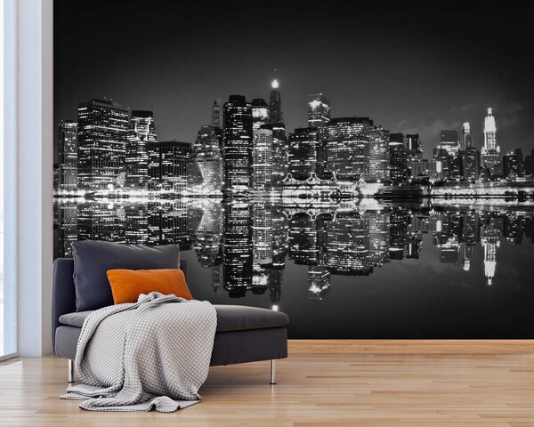 Fototapet Skyline oraș pe timp de noapte cu lumini care se reflectă pe apă, Fototapet arhitectură, Fototapet populare, u56970 - Tapeko.ro