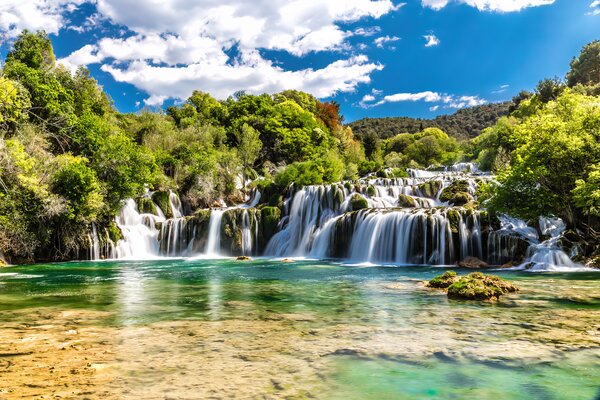 Tapet Apă, nori și cer, Fototapet Natură, Fototapet Cascade, u55775 : Uwalls.ro