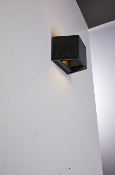 Immax 08489L - Lampă solară LED de perete cu senzor LED/2W/5V IP54