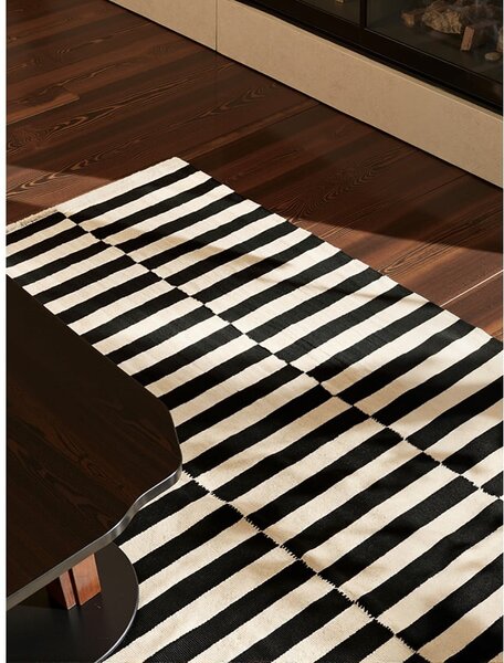 Covor negru-alb reversibil/țesut manual din lână 160x230 cm Donna – Hanse Home