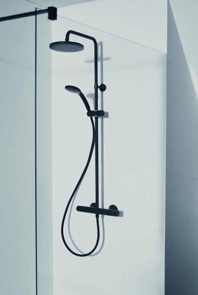 Coloană de duș cu baterie termostatată Ideal Standard Ceratherm T25, negru mat