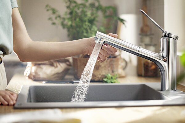 Hansgrohe Zesis M33 baterie bucătărie pe picior crom 74800000