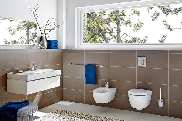 Grohe Eurostyle Cosmopolitan baterie bideu stativ StarLight Chrome 33565002