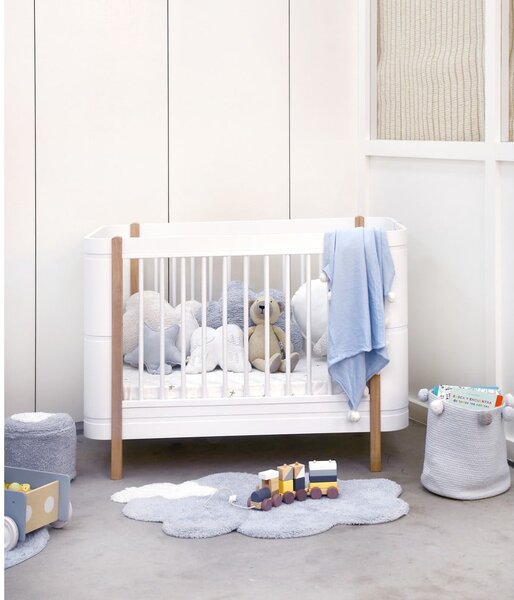 Covor pentru copii albastru deschis lavabil/țesut manual din bumbac 70x100 cm Mini Dream – Lorena Canals