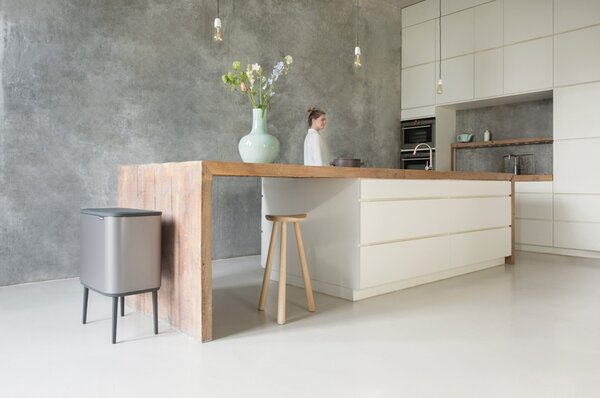Brabantia Bo recipient pentru resturi 34 l gri 316142