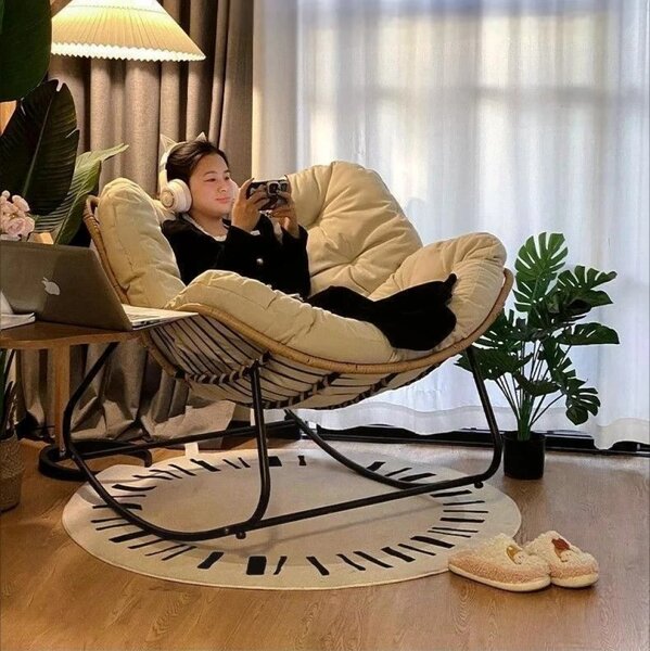 Balansoar metalic pentru interior si exterior, scaun tip ou cu pernă captusita, Bej