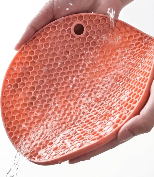 Set 4 suporturi rotunde din silicon pentru vase fierbinți, 14,3 cm
