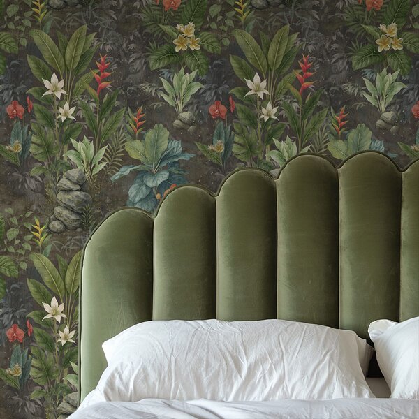 Tapet Grădină tropicală întunecată cu flori și frunziș viu colorate, Tapet natura, a01079 : Uwalls.ro