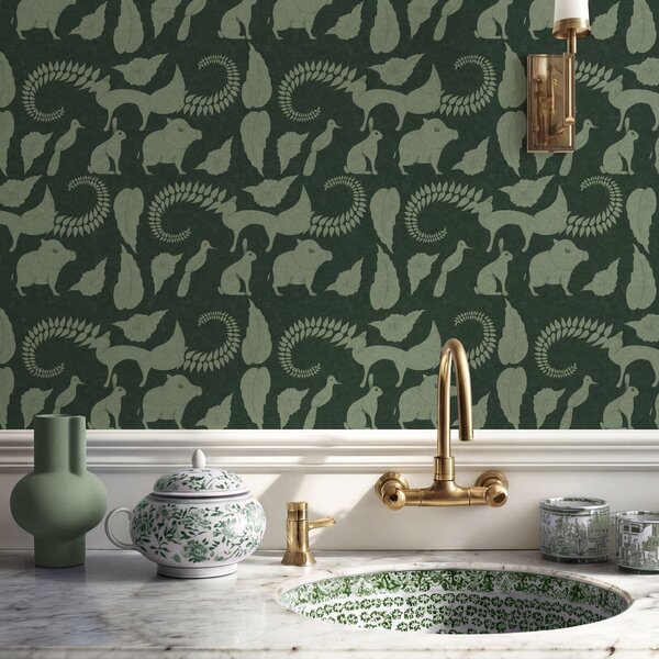 Tapet Model forestier cu animale pe fundal verde, Tapet natura, a01121v1 : Uwalls.ro