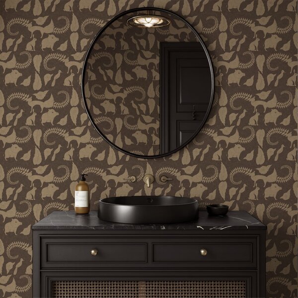 Tapet Model forestier cu animale pe fundal maro, Tapet natura, a01121 : Uwalls.ro