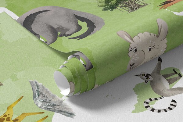 Tapet O hartă verde în stil acuarelă, cu animale, plante și elemente arhitecturale. Inscripții în, Fototapet Harta lumii, c00009dev2 : Uwalls.ro