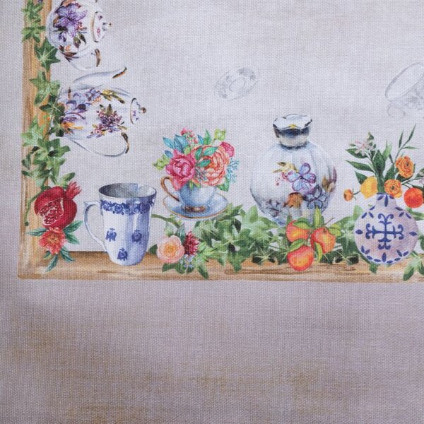Traversă de masă cu imprimeu GRĂDINĂ ÎNFLORITĂ 45 x 140 cm