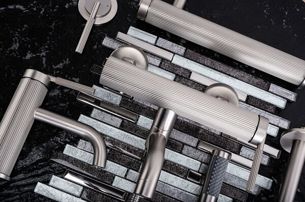 Baterie pentru cadă REA Argon Brush Nickel
