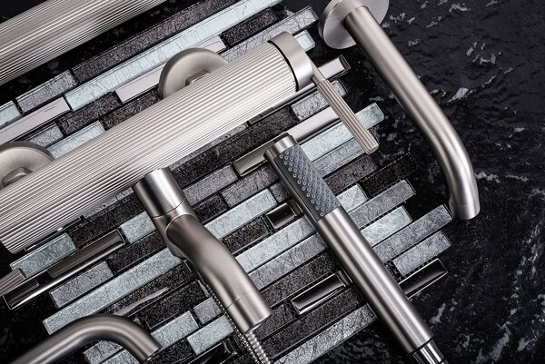 Baterie pentru cadă REA Argon Brush Nickel
