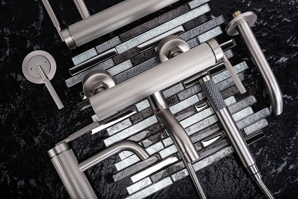 Baterie pentru cadă REA Argon Brush Nickel