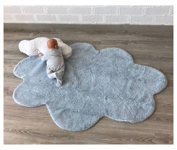 Covor pentru copii albastru deschis lavabil/țesut manual din bumbac 110x170 cm Puffy Dream – Lorena Canals