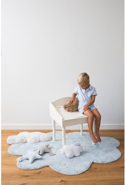 Covor pentru copii albastru deschis lavabil/țesut manual din bumbac 110x170 cm Puffy Dream – Lorena Canals