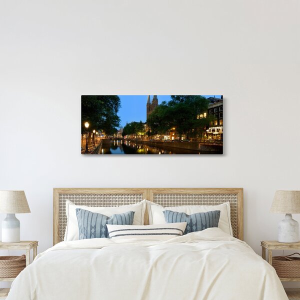 Tabloul orașului istoric nocturn (120x50 cm)