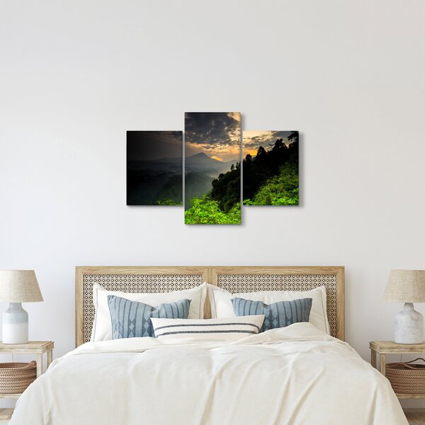 Tablou - peisaj montan verde (90x60 cm)
