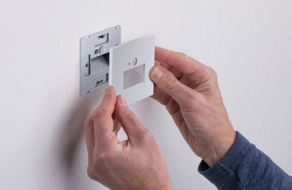 Corp de iluminat cu senzor pentru scări Paulmann 93133 LED/1,2W EDGE 230V alb