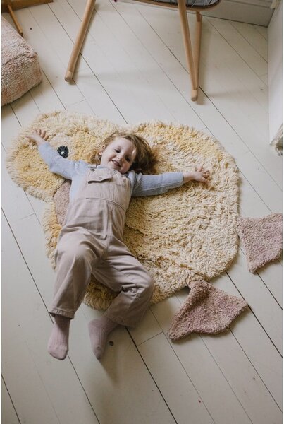 Covor pentru copii galben lavabil/țesut manual din bumbac 95x120 cm Ducky – Lorena Canals