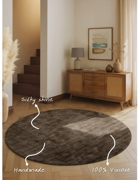 Covor maro țesut manual rotund din viscoză ø 120 cm Noemi – Vikosa