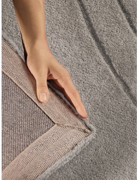 Covor gri deschis țesut manual din lână 120x180 cm Arcura – Vikosa