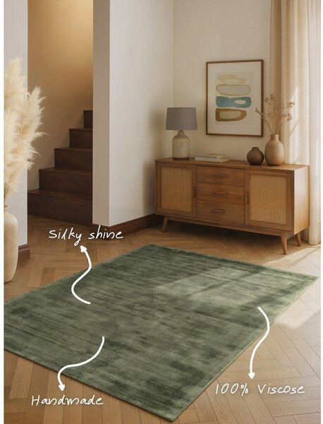 Covor verde țesut manual din viscoză 80x150 cm Noemi – Vikosa
