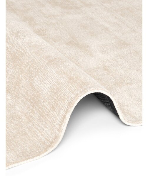 Covor fildeș țesut manual din viscoză 120x180 cm Noemi – Vikosa