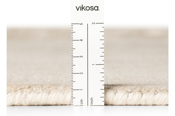 Covor fildeș țesut manual din viscoză 120x180 cm Noemi – Vikosa