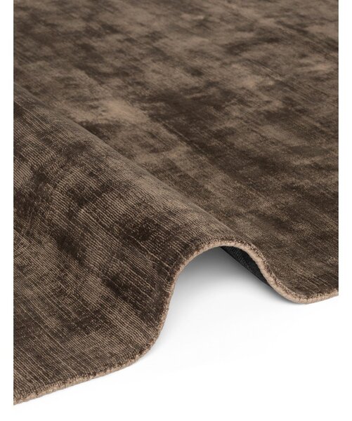 Covor maro țesut manual din viscoză 120x180 cm Noemi – Vikosa