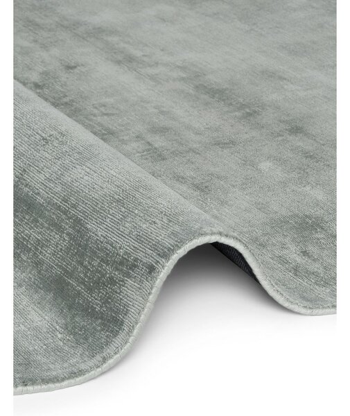 Covor albastru deschis țesut manual rotund din viscoză ø 120 cm Noemi – Vikosa