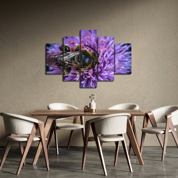 Tablou cu albina pe floare (150x105 cm)