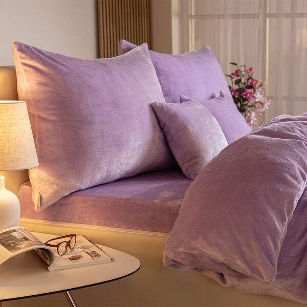 Lenjerie de pat din micropluş violet