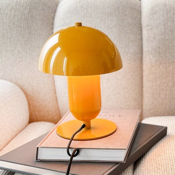 Dyberg Larsen Lampa de masă „Movie”, galben curry, metal, E27, Galben, Camera de zi / sufragerie, Metal, Design