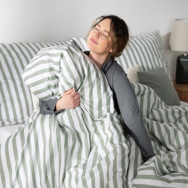 Goldea lenjerie de pat 100% bumbac - dungi verde salvie 140 x 200 și 50 x 70 cm
