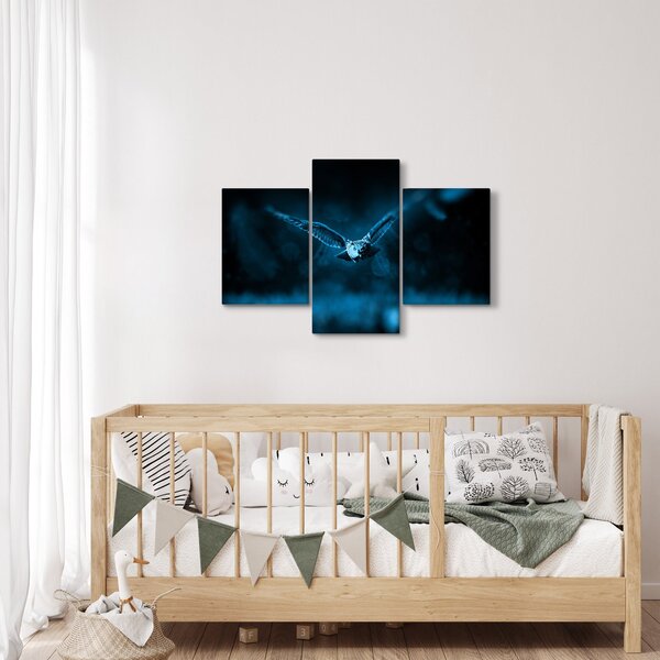 Tablou cu bufnița zburând (90x60 cm)