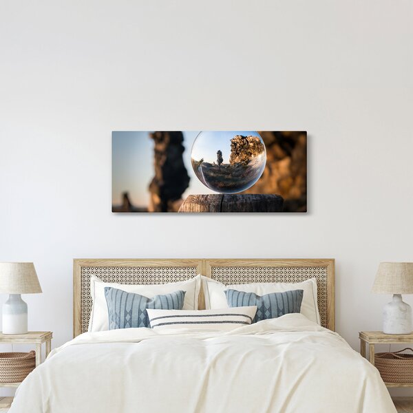 Tablou cu lupa și peisaj (120x50 cm)