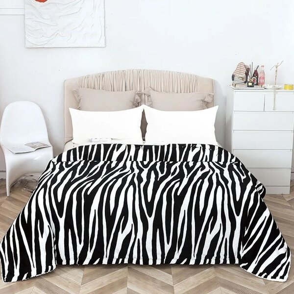 Patura Cocolino 900gr, 200x230cm, alb si negru, imprimeu tip zebra, PCS133