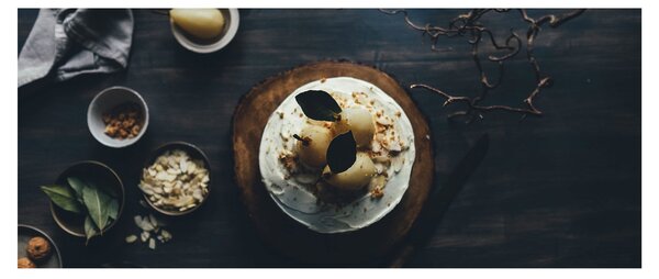 Tablou cu desert pe masă (120x50 cm)