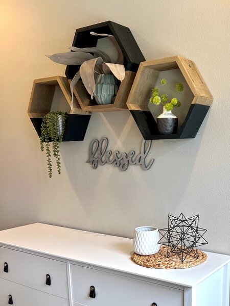 Set 3 rafturi de perete din lemn, in forma hexagonala, cu prindere ascunsa, 2Face, nuc/negru, 37,5 x 32,5 x 9,5 cm