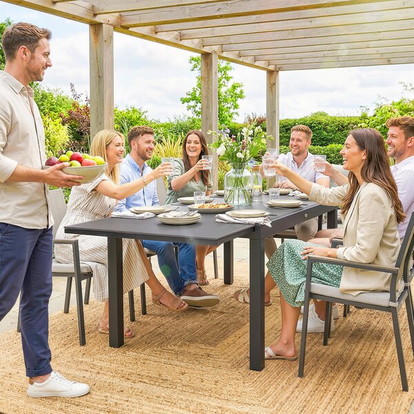 Outsunny Masă de Grădină Extensibilă pentru 8-10 Persoane 140/240x90 cm, Masă de Dining Extensibilă cu Blat din Sticlă Securizată, Masă de Exterior pentru Terasă, Balcon, Negru | Aosom Romania