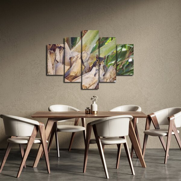 Tablou cu veverița în copaci (150x105 cm)
