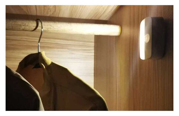 Lampa LED fara fir, cu senzor de miscare PIR, oprire automata 20 secunde, alimentare baterii